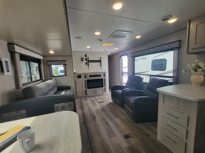 2023 Coachmen Catalina Legacy - Photo 12