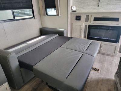 2023 Coachmen Catalina Legacy - Photo 15
