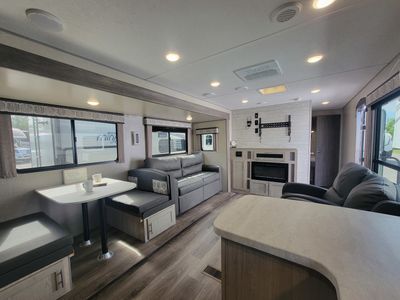 2023 Coachmen Catalina Legacy - Photo 13