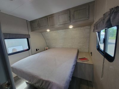 2023 Coachmen Catalina Legacy - Photo 32