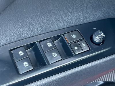 2018 Toyota Camry - Photo 13