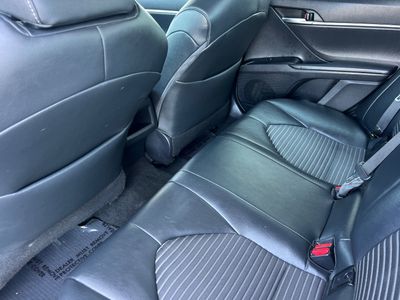 2018 Toyota Camry - Photo 4