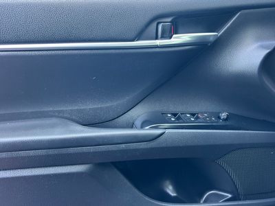 2018 Toyota Camry - Photo 12
