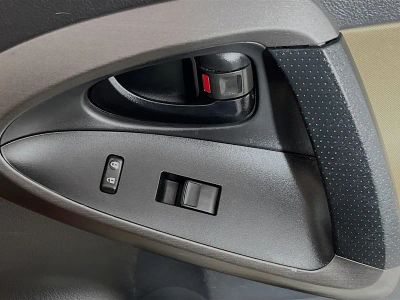 2012 Toyota RAV4 — photo 26 view