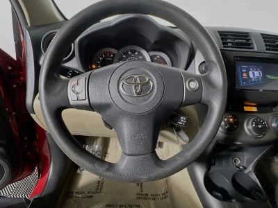 2012 Toyota RAV4 — photo 14 view