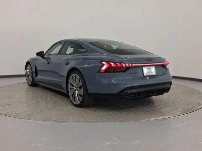 2022 Audi e-tron GT Sedan - Photo 3
