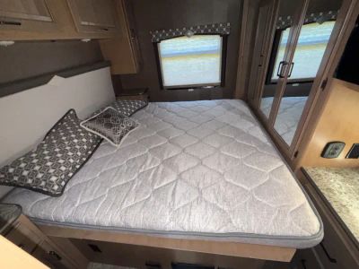 2019 Thor Motor Coach HURRICANE - Photo 14