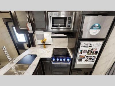 2019 Coachmen RV Spirit Ultra Lite — interior view