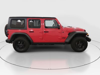 2025 Jeep Wrangler — photo 8 view