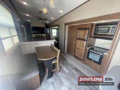 2020 Rockwood Ultra Lite 2898KS — photo 10 view