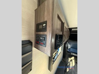 2019 Pacific Coachworks Sandsport - Photo 15