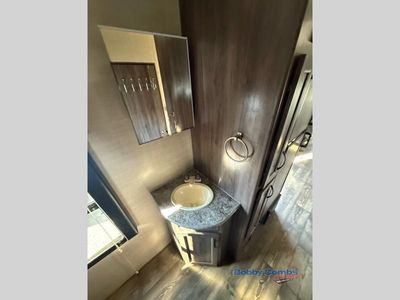 2019 Pacific Coachworks Sandsport - Photo 20