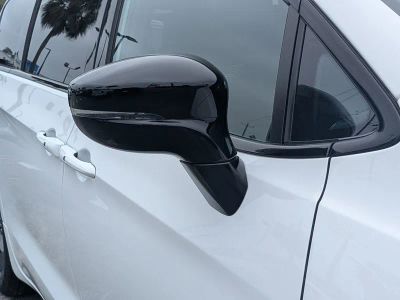 2026 Chrysler Pacifica — photo 11 view