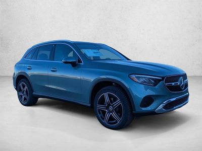 2026 Mercedes-Benz GLC 300 - Photo 2