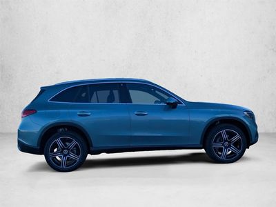 2026 Mercedes-Benz GLC 300 - Photo 4
