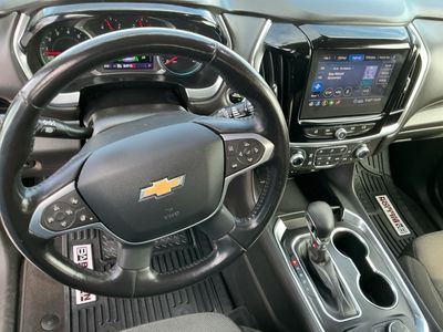 2021 Chevrolet Traverse — photo 14 view