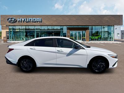 2026 Hyundai Elantra - Photo 28