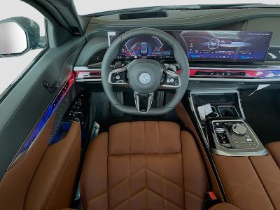 2026 BMW 7 Series — photo 17 view