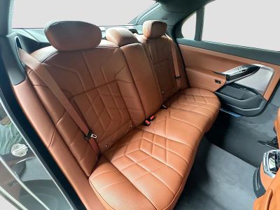2026 BMW 7 Series — photo 23 view