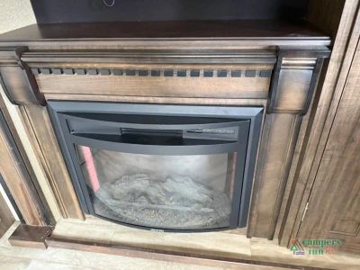2018 Grand Design Solitude — photo 29 view