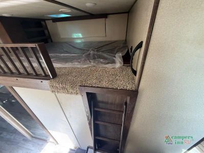 2018 Grand Design Solitude — photo 36 view