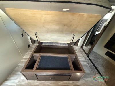 2018 Grand Design Solitude — photo 46 view