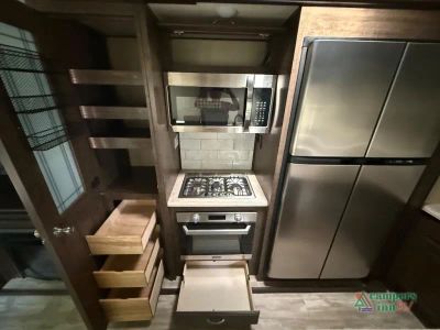 2018 Grand Design Solitude — photo 14 view