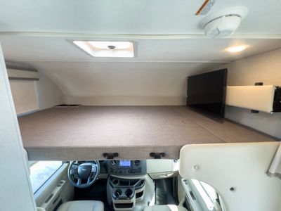 2026 Thor Motor Coach CHATEAU - Photo 4