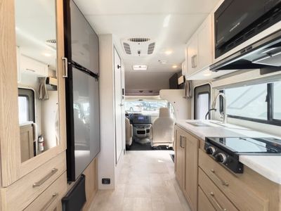 2026 Thor Motor Coach CHATEAU - Photo 3