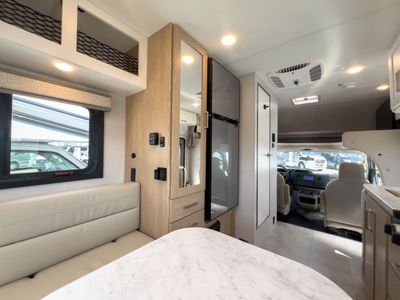 2026 Thor Motor Coach CHATEAU - Photo 13