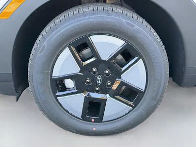 2026 Hyundai SANTA FE HYBRID — photo 37 view