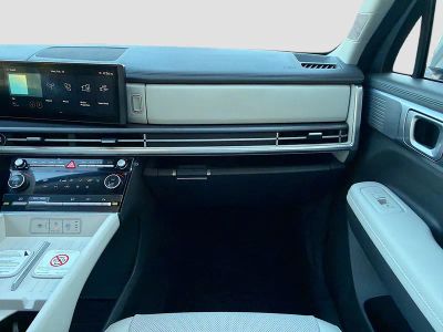 2026 Hyundai SANTA FE HYBRID — photo 18 view
