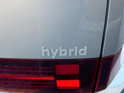 2026 Hyundai SANTA FE HYBRID — photo 11 view