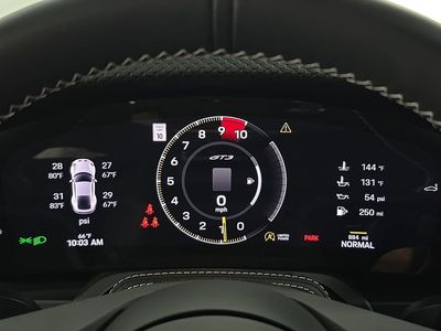 2025 Porsche 911 - Photo 15