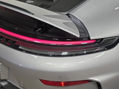 2025 Porsche 911 - Photo 30