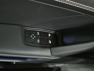 2025 Porsche 911 - Photo 21