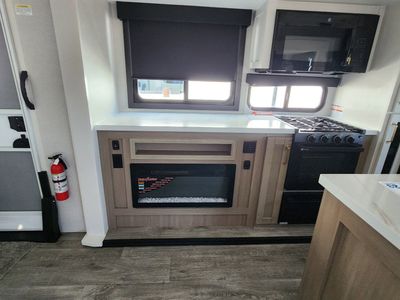 2026 Jayco Eagle HT - Photo 10