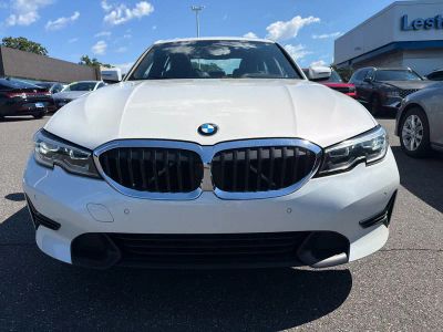 2019 BMW 330i — interior view