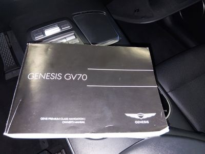 2025 Genesis GV70 - Photo 20