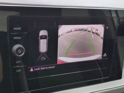 2025 Volkswagen Taos - Photo 12