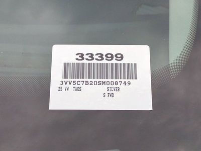 2025 Volkswagen Taos - Photo 16
