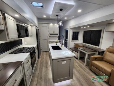 2026 Brinkley Model Z - Photo 12