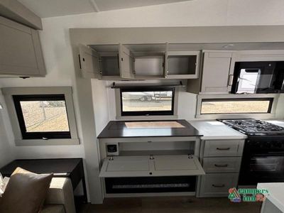 2026 Brinkley Model Z - Photo 17