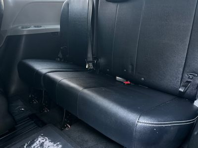 2017 Toyota Sienna - Photo 16