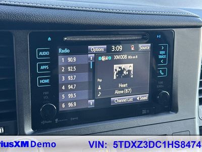 2017 Toyota Sienna - Photo 34