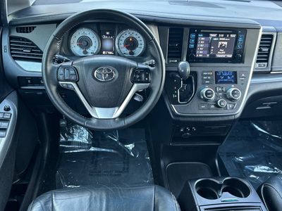 2017 Toyota Sienna - Photo 15