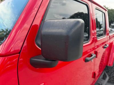 2021 Jeep Gladiator — photo 12 view