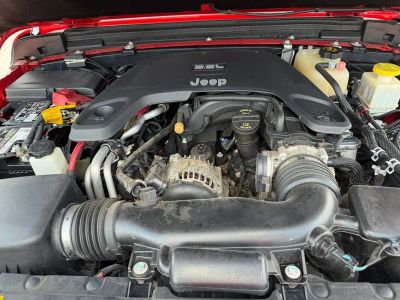 2021 Jeep Gladiator — photo 14 view