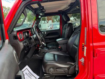 2021 Jeep Gladiator — photo 18 view