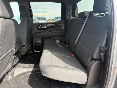 2026 Chevrolet Silverado 1500 — photo 18 view